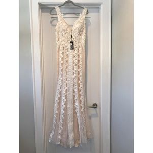 WHITE AND CREAM LACE DRESS!!